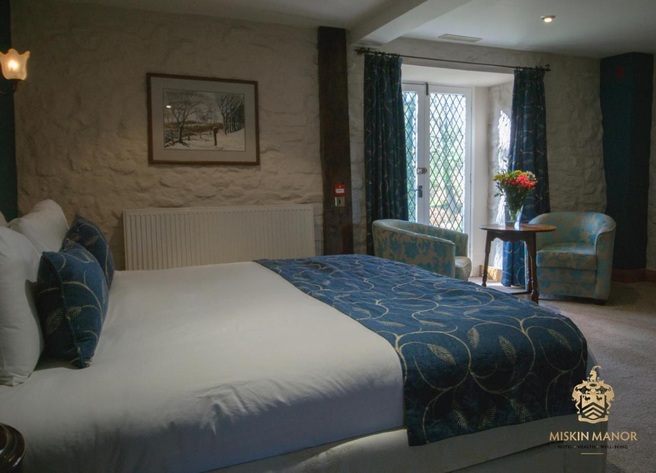 Miskin Manor 4*