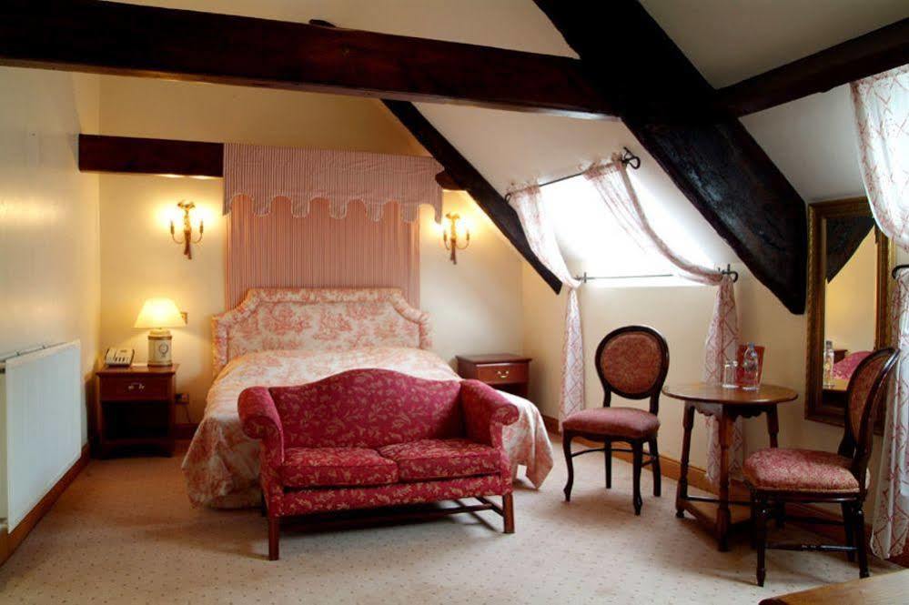 Miskin Manor 4*